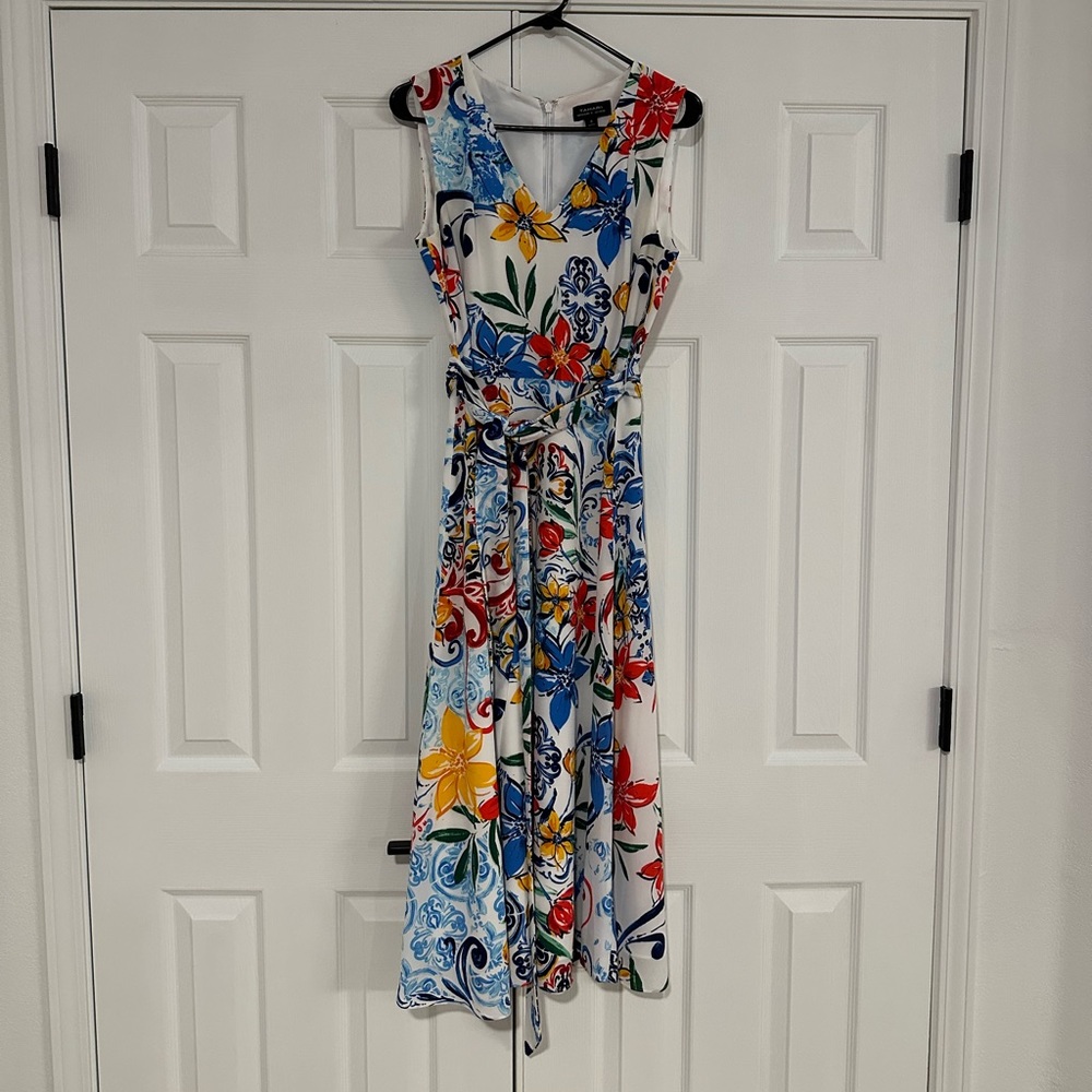 Tahari floral midi dress